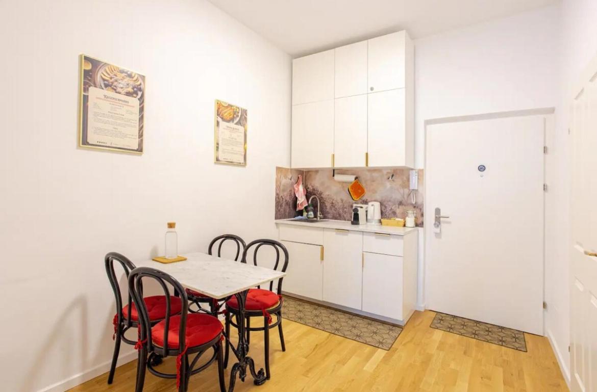 Gemuetliche Wohnung Nur 15 Minuten Ins Stadtzentrum فيينا المظهر الخارجي الصورة